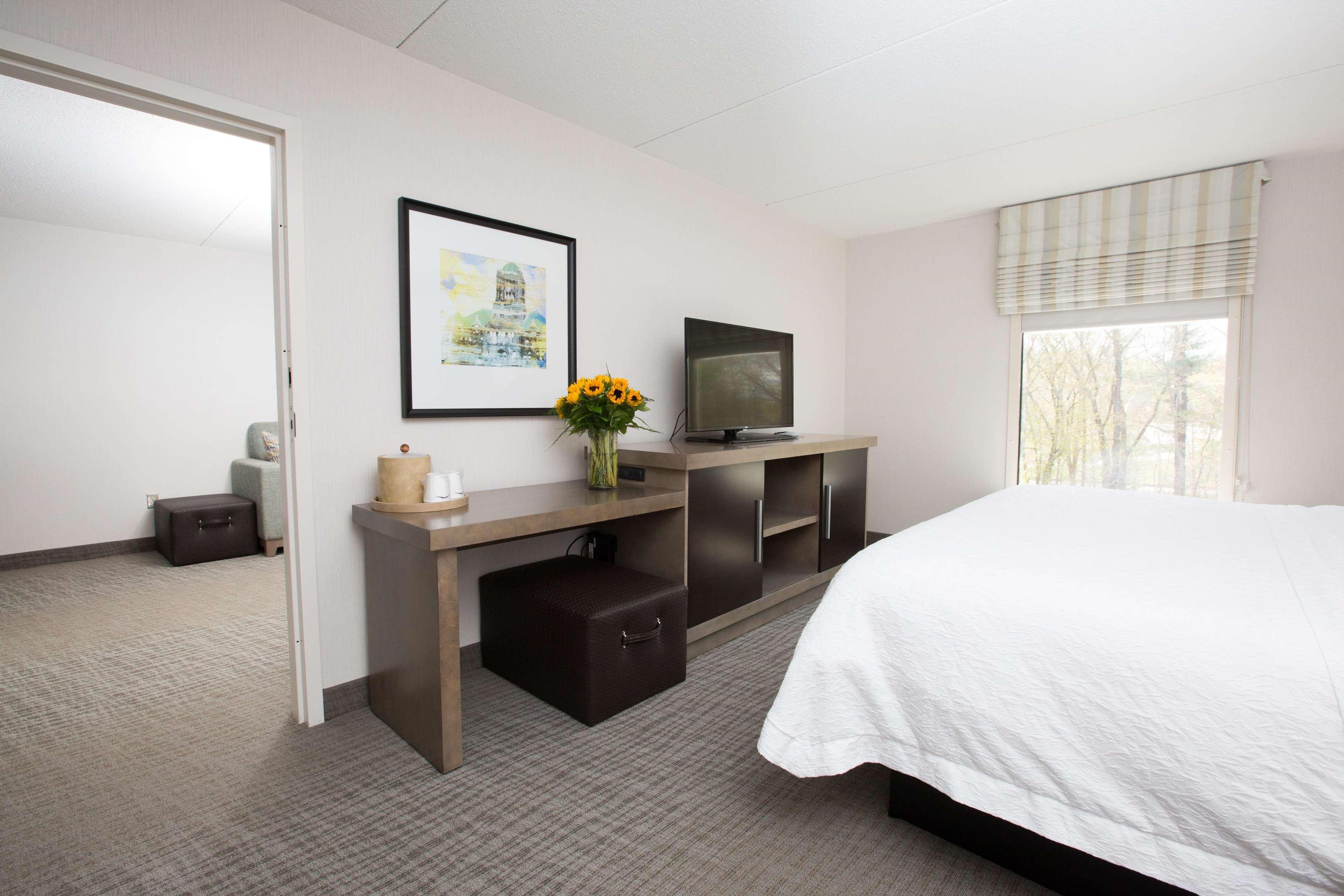 Hampton Inn Raynham-Taunton Exteriör bild