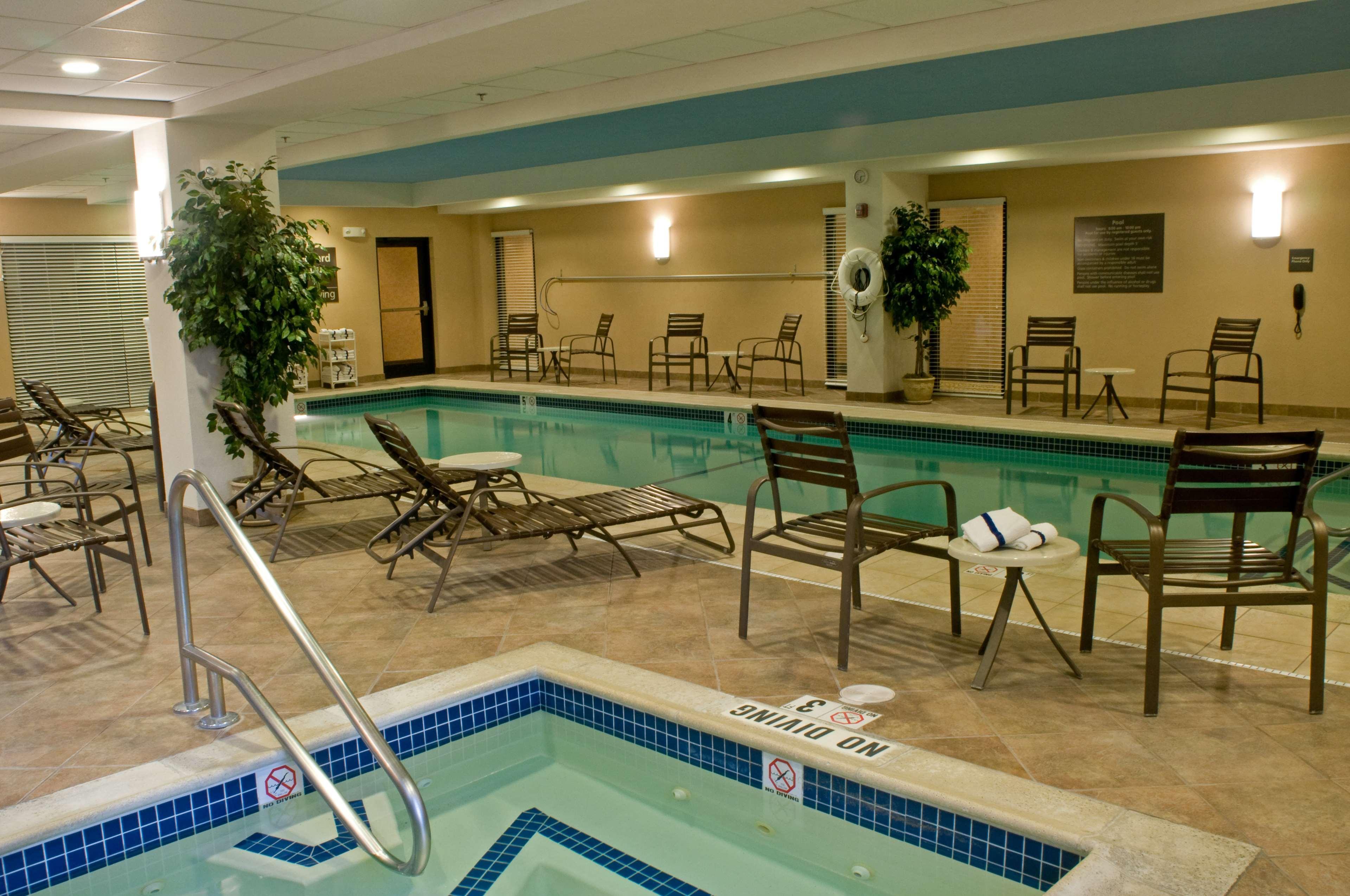 Hampton Inn Raynham-Taunton Exteriör bild