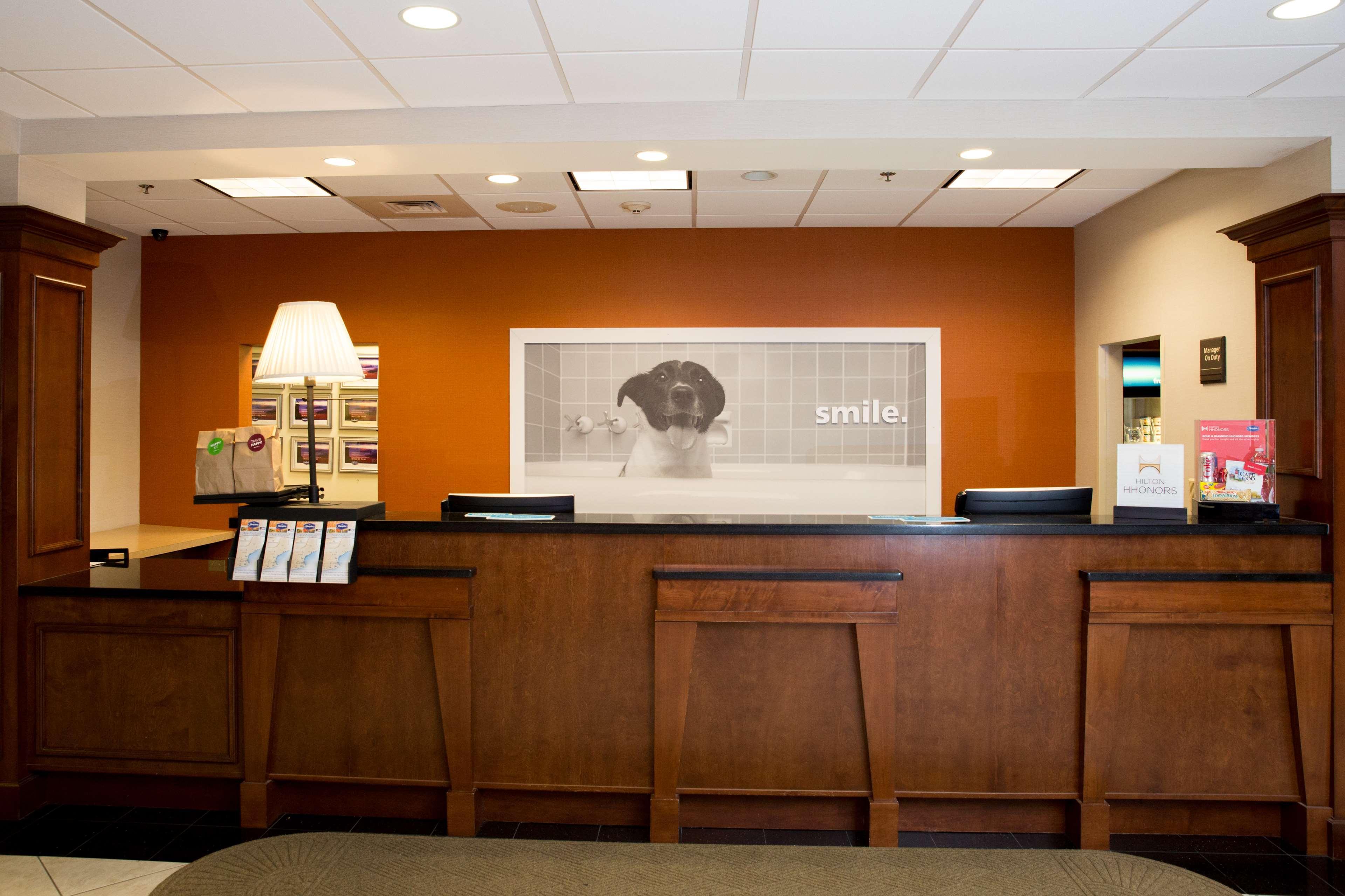 Hampton Inn Raynham-Taunton Exteriör bild