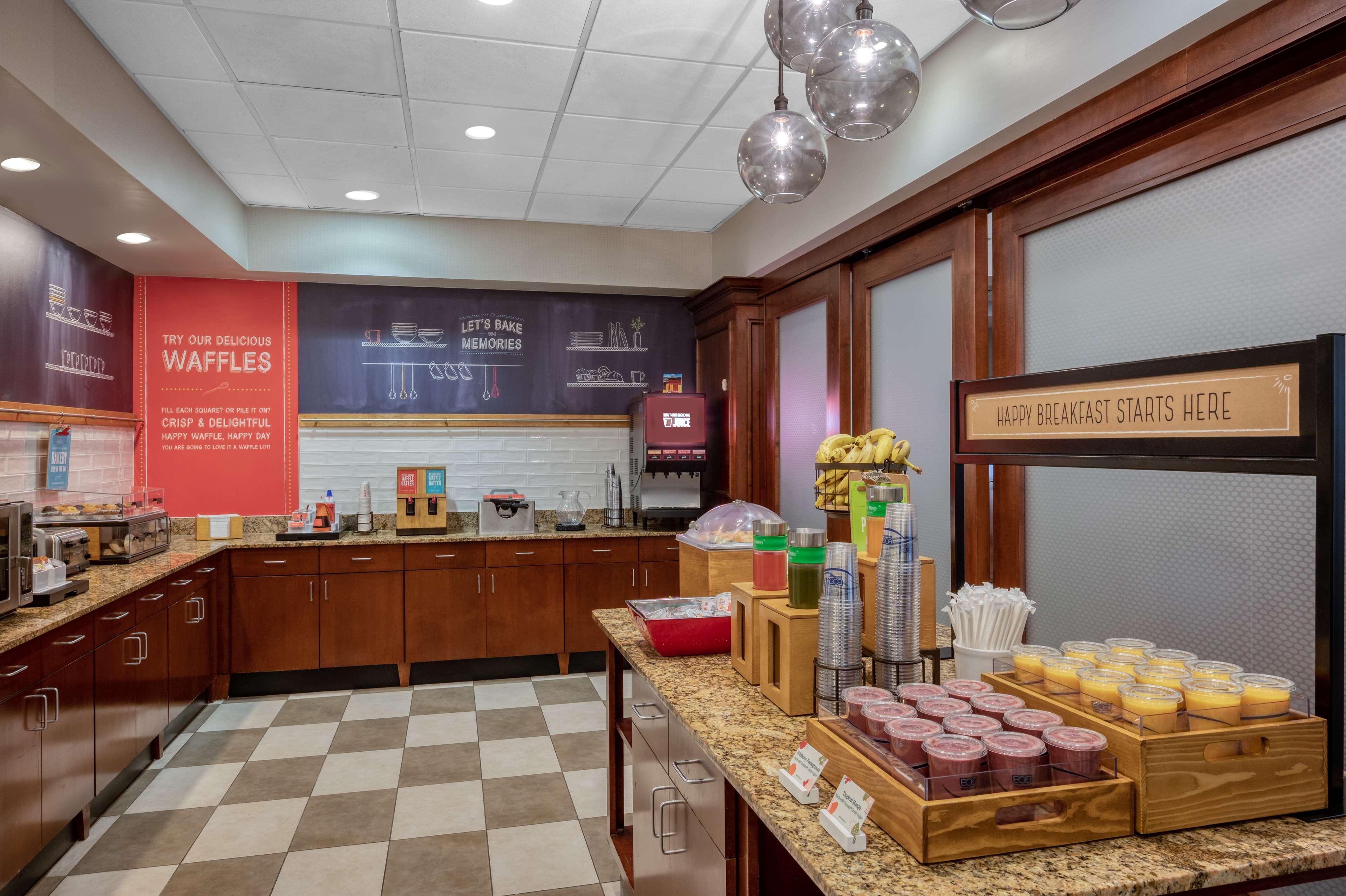 Hampton Inn Raynham-Taunton Exteriör bild