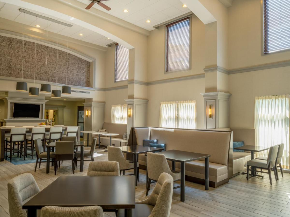 Hampton Inn Raynham-Taunton Exteriör bild
