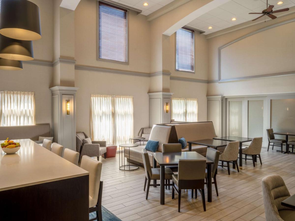 Hampton Inn Raynham-Taunton Exteriör bild