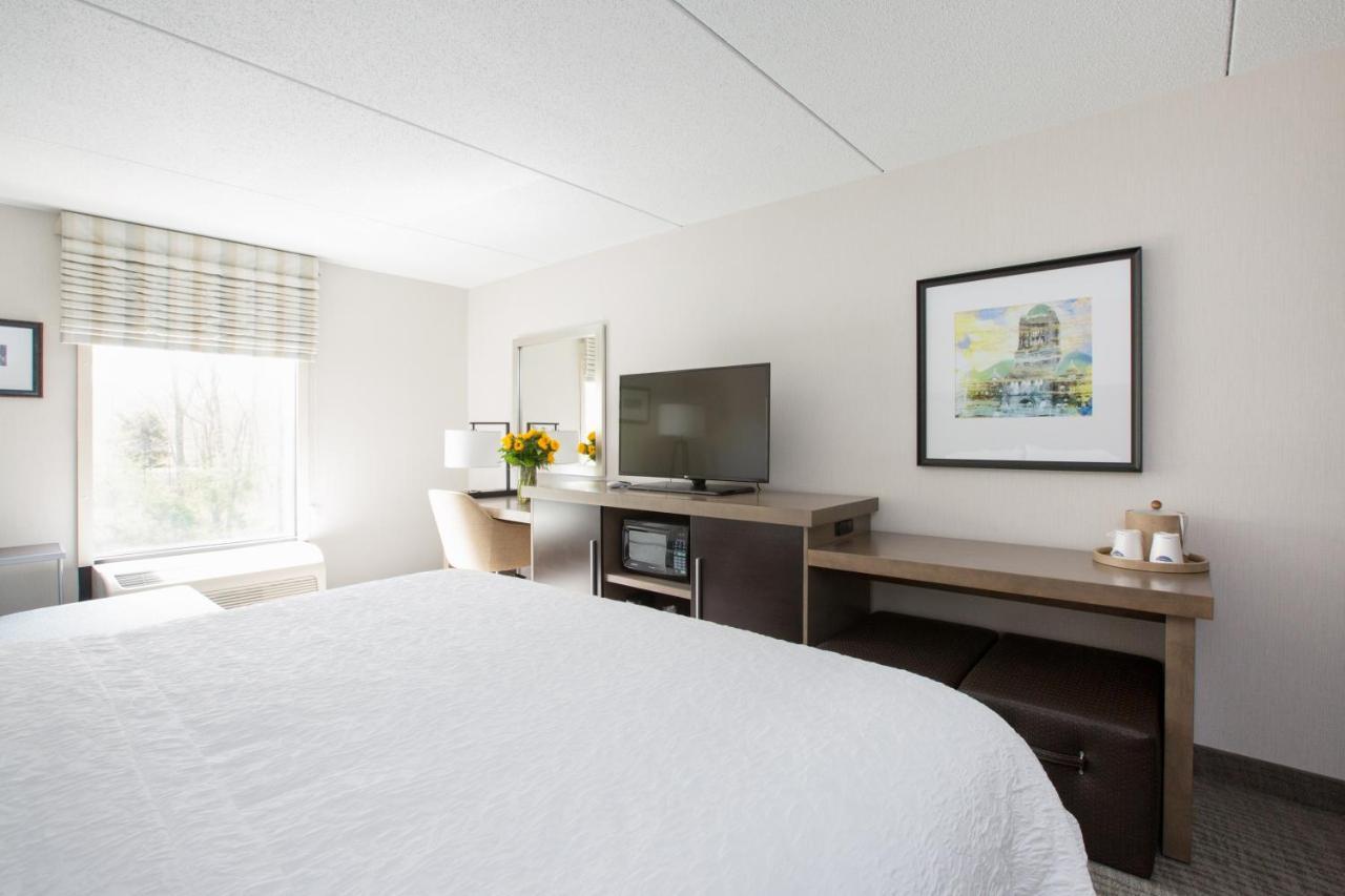 Hampton Inn Raynham-Taunton Exteriör bild