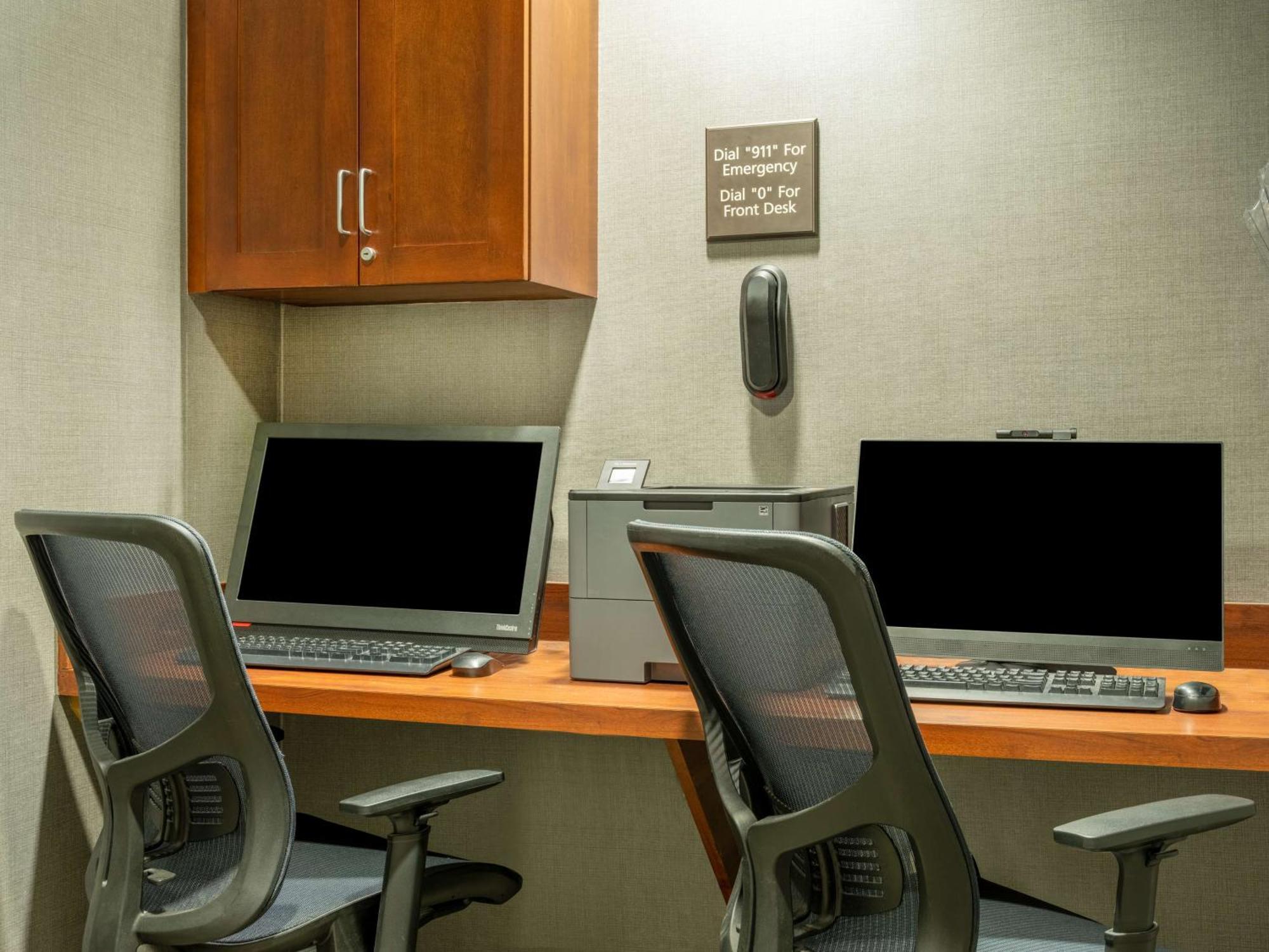 Hampton Inn Raynham-Taunton Exteriör bild