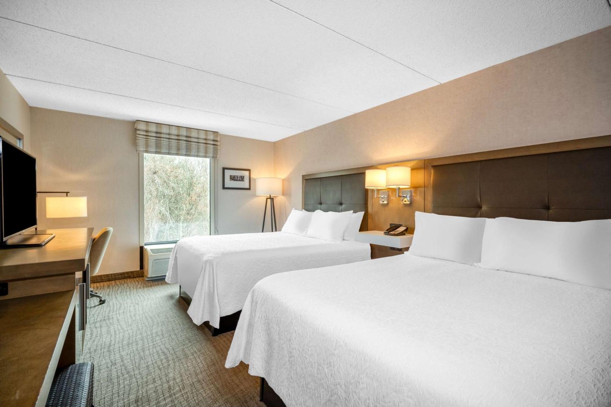 Hampton Inn Raynham-Taunton Exteriör bild