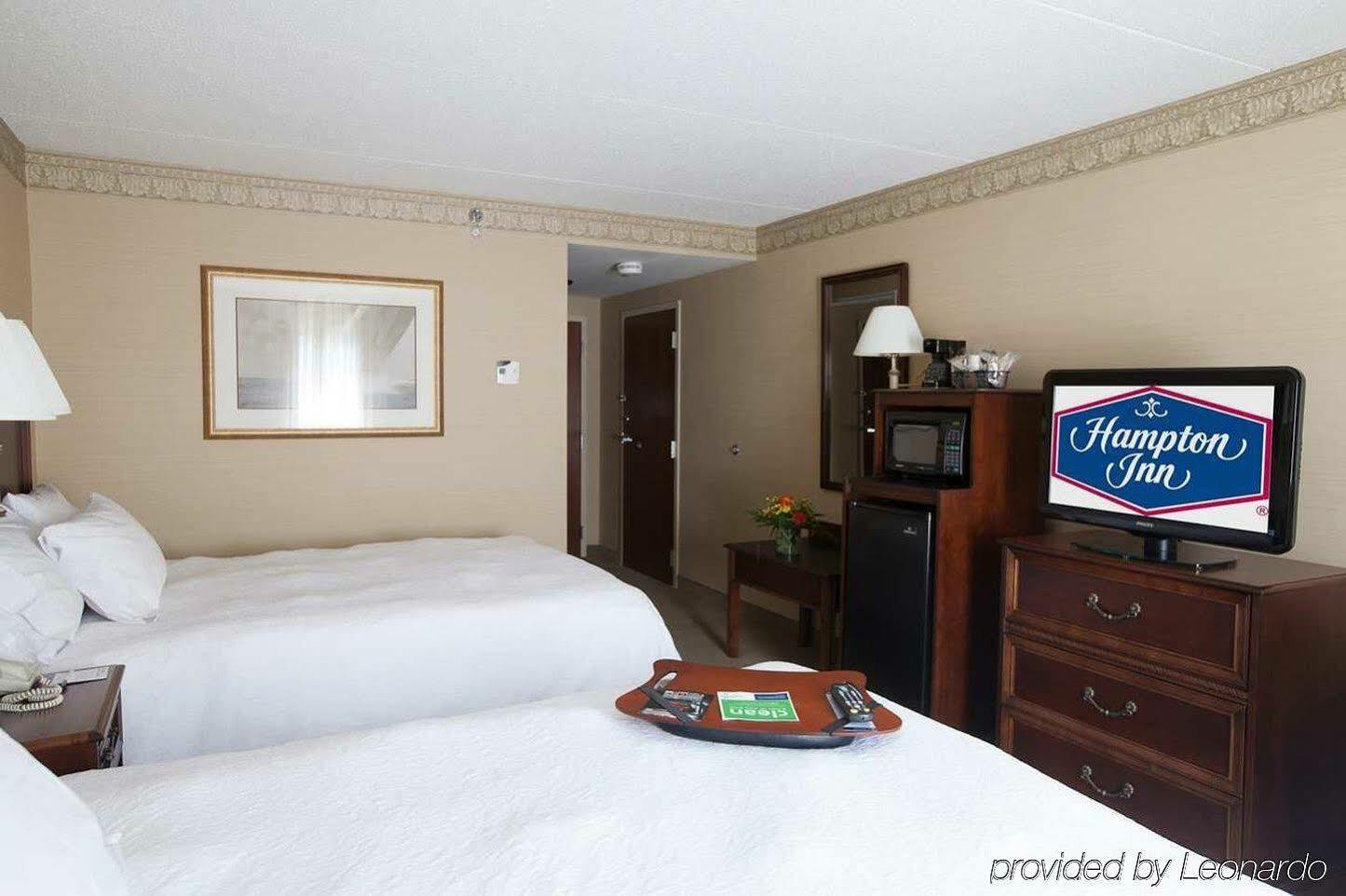 Hampton Inn Raynham-Taunton Exteriör bild
